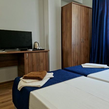 Nobi Guest House ガグラ エクステリア 写真